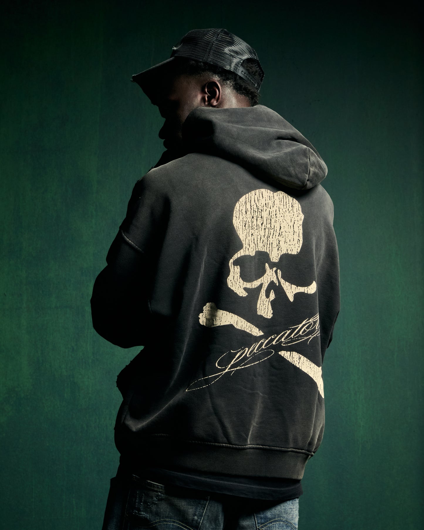PECCATORI SKULL ZIP UP HOODIE