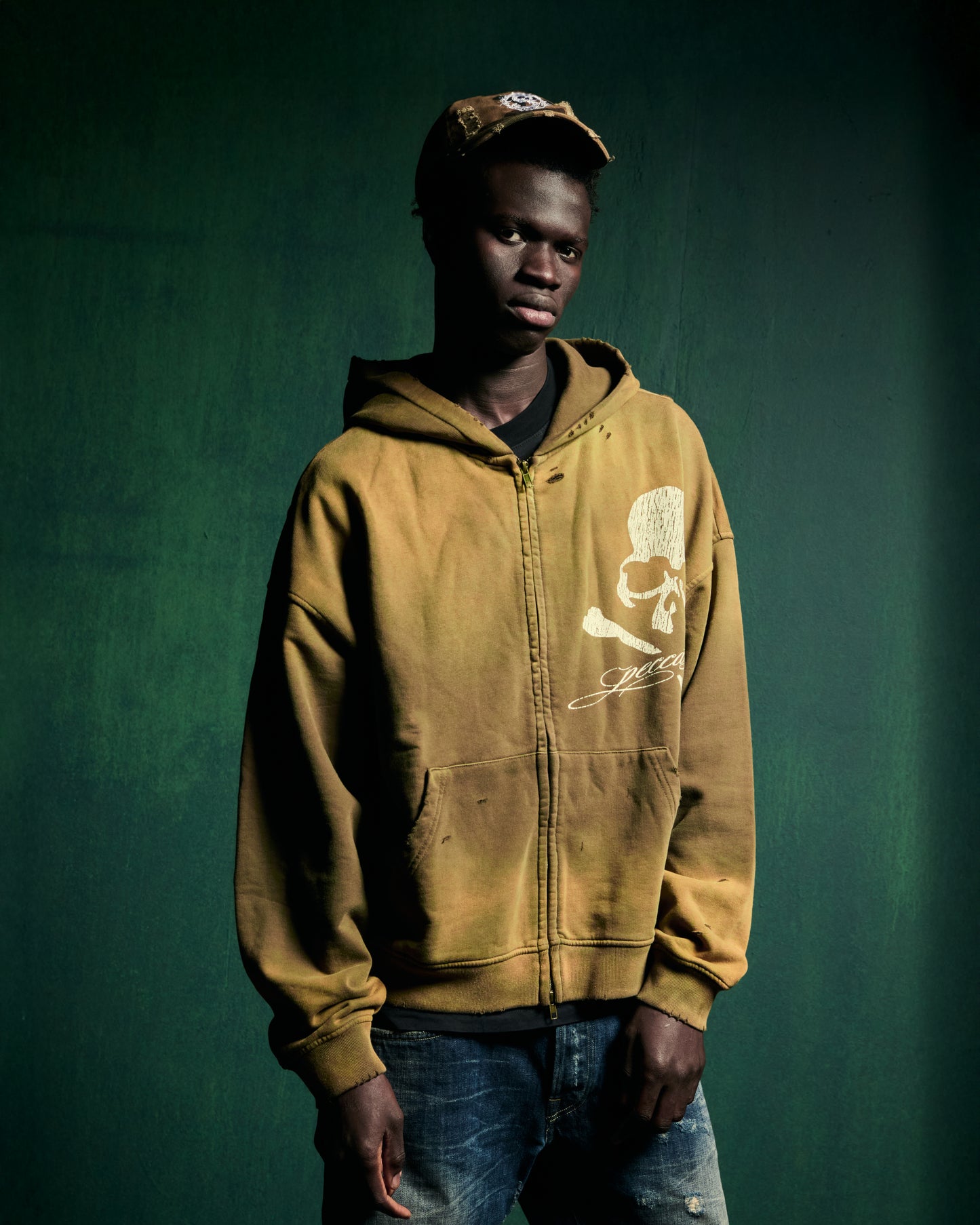 PECCATORI SKULL ZIP UP HOODIE